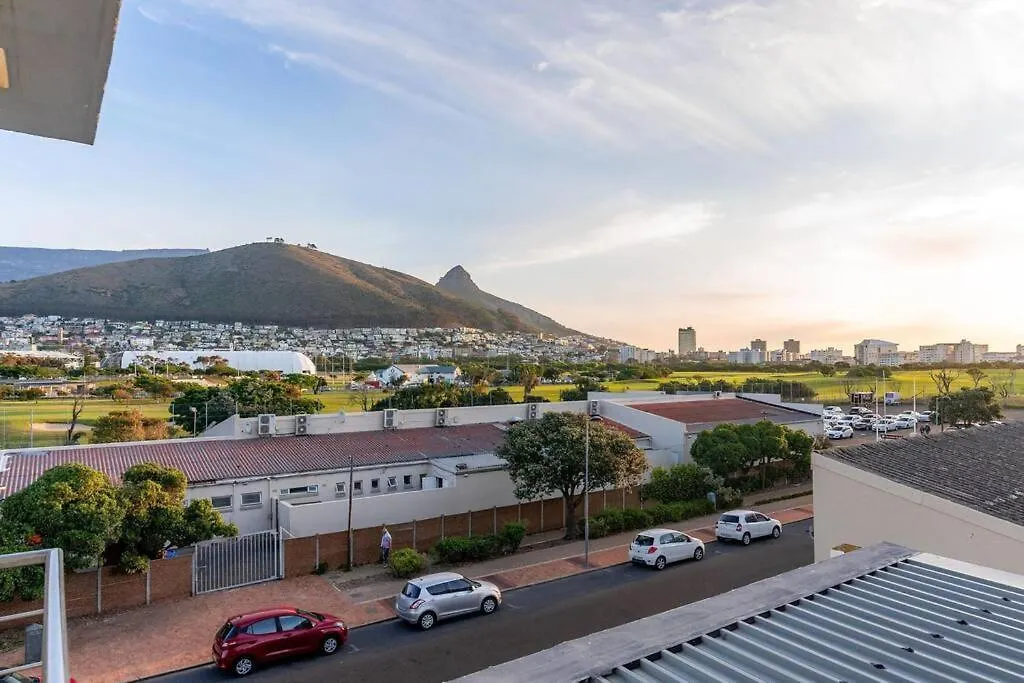 Emerald Horizon Mouille Point - Views & Location Cape Town Apartment